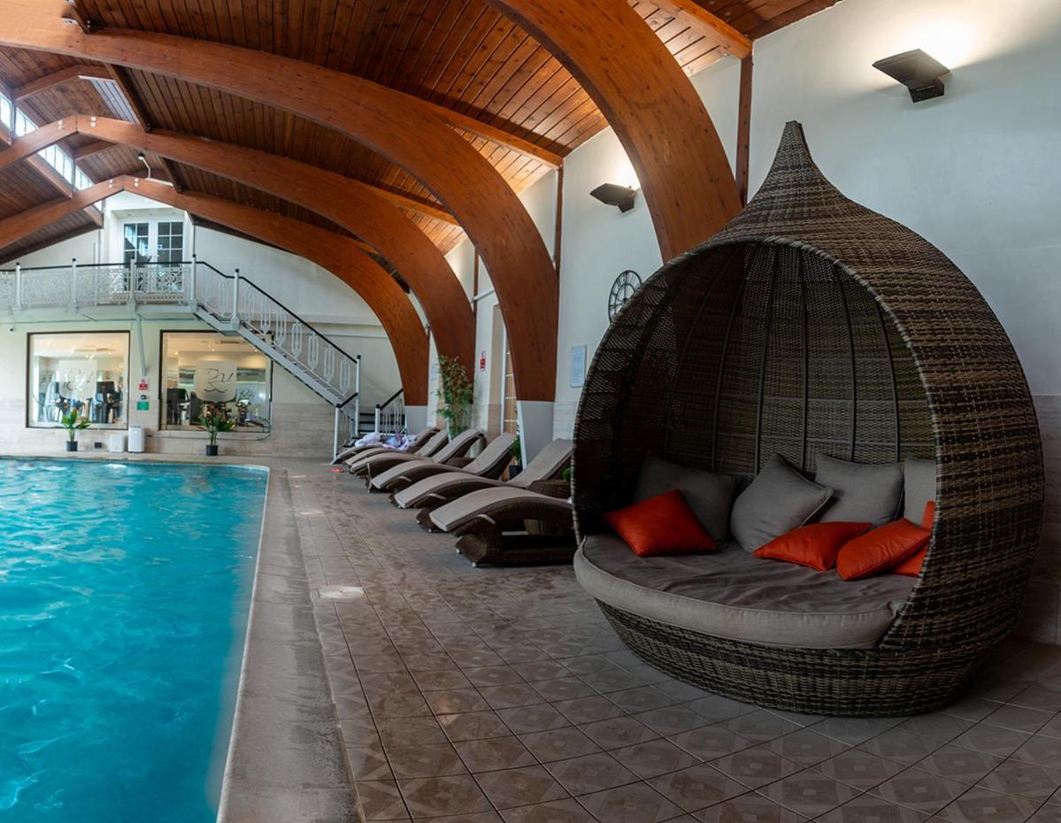 Rowton Hall Hotel And Spa Честер Екстер'єр фото