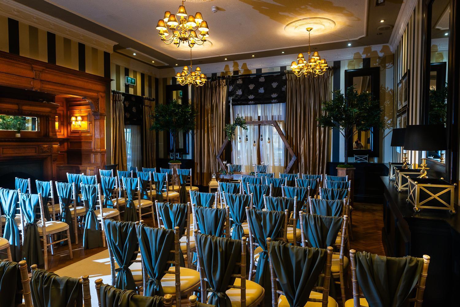 Rowton Hall Hotel And Spa Честер Екстер'єр фото