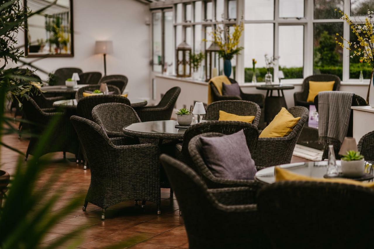 Rowton Hall Hotel And Spa Честер Екстер'єр фото